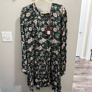 Floral long sleeved dress